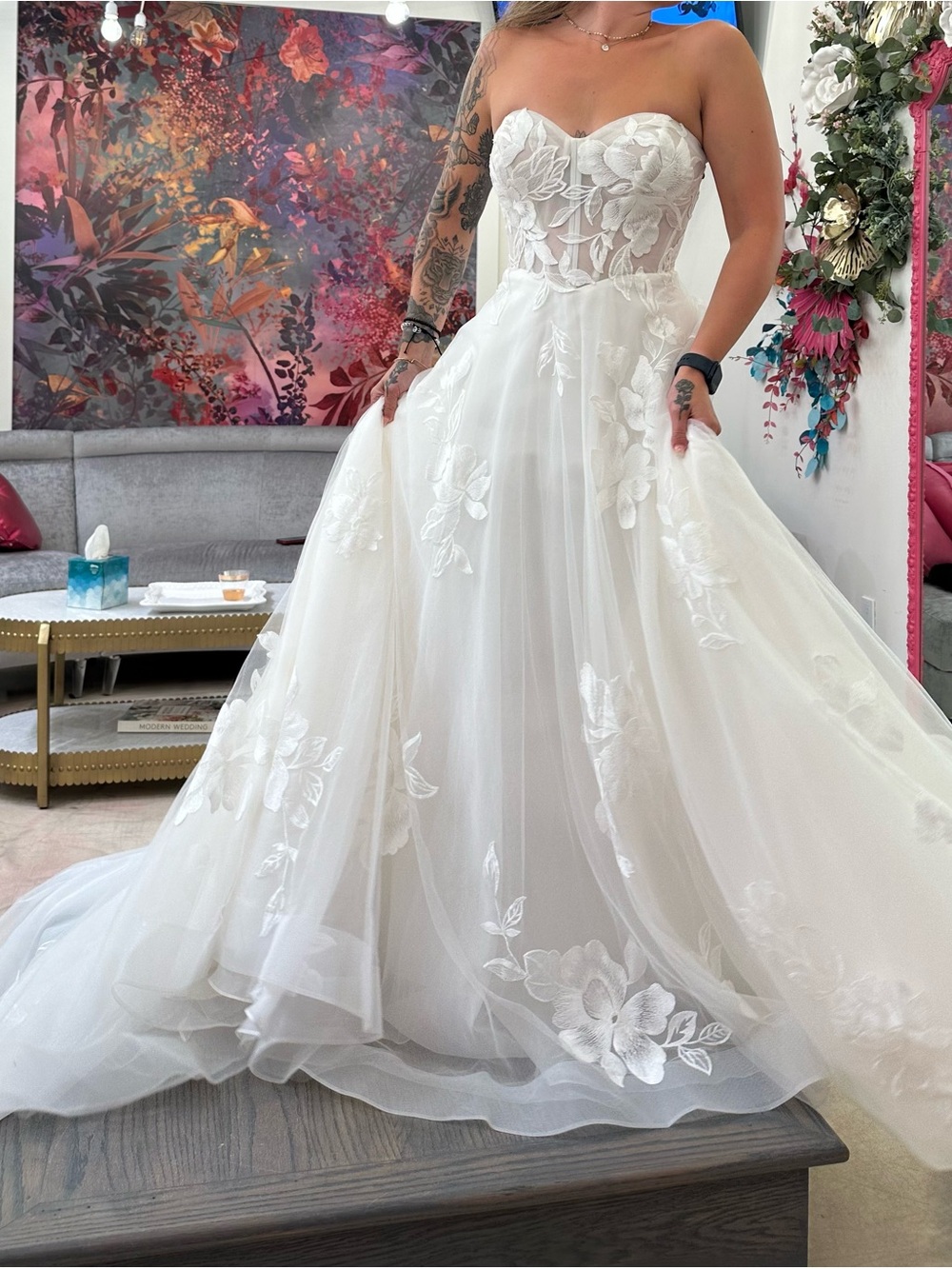 Stella York White Strapless Ball Gown - Veil Included